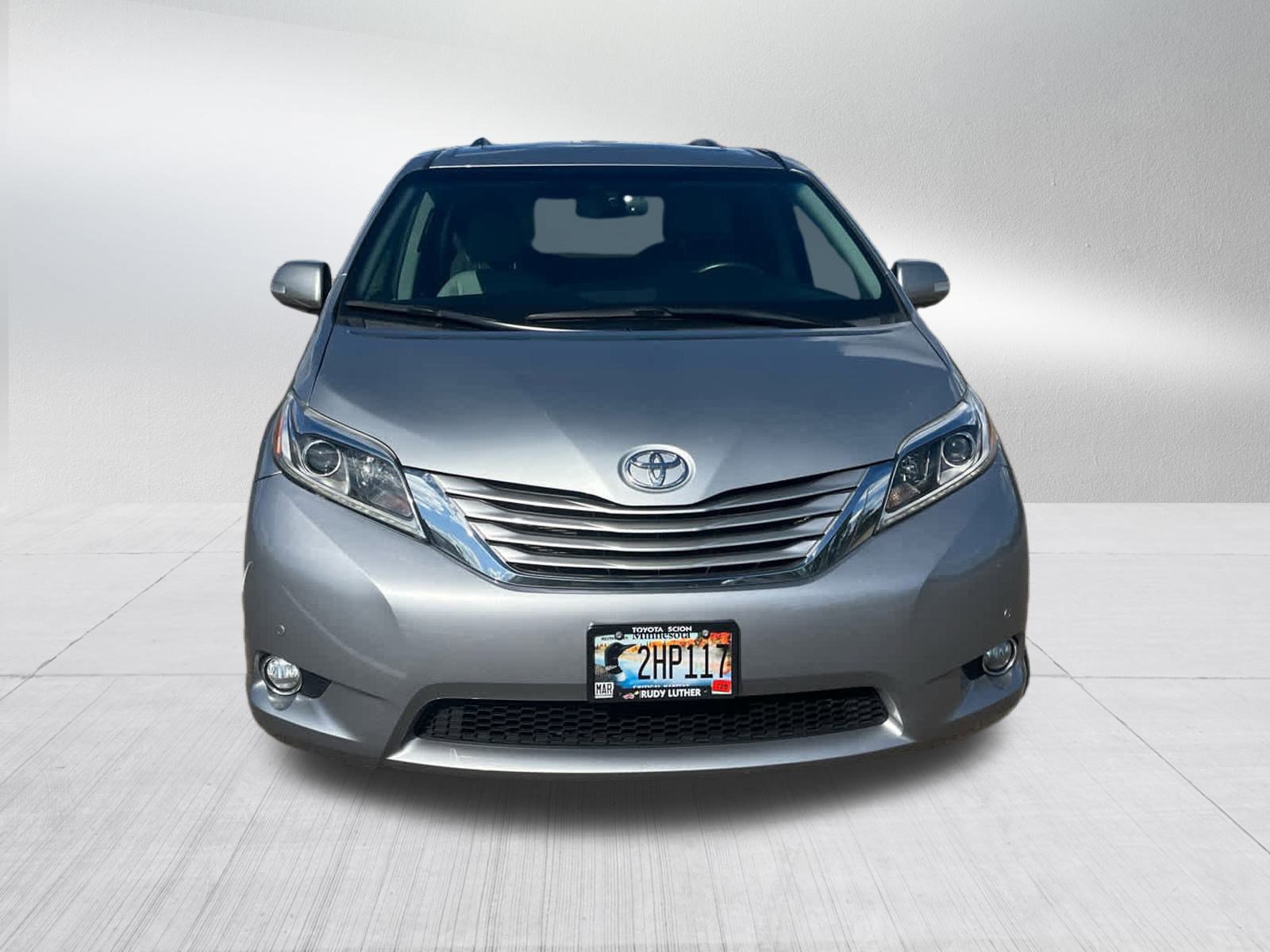 Used 2016 Toyota Sienna Limited with VIN 5TDDK3DC2GS136221 for sale in Golden Valley, Minnesota