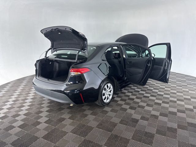 2024 Toyota Corolla LE photo 14