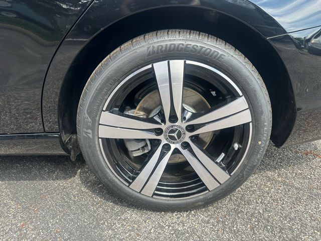 2025 Mercedes Benz C 300 4MATIC photo 10