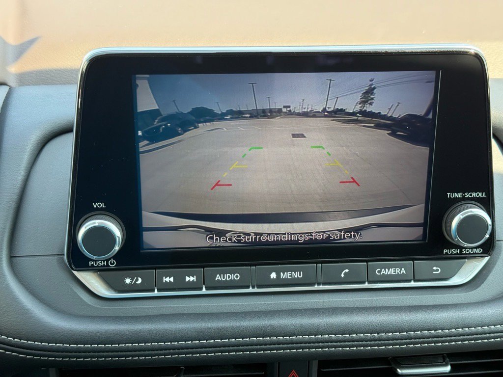 2023 Nissan Rogue S photo 28