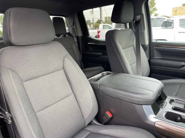 2023 Chevrolet Silverado 1500 RST photo 13