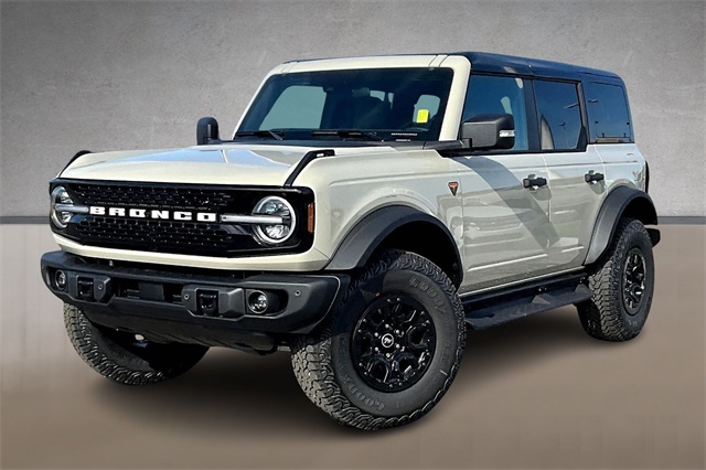 2025 Ford Bronco 4-Door Badlands's photo
