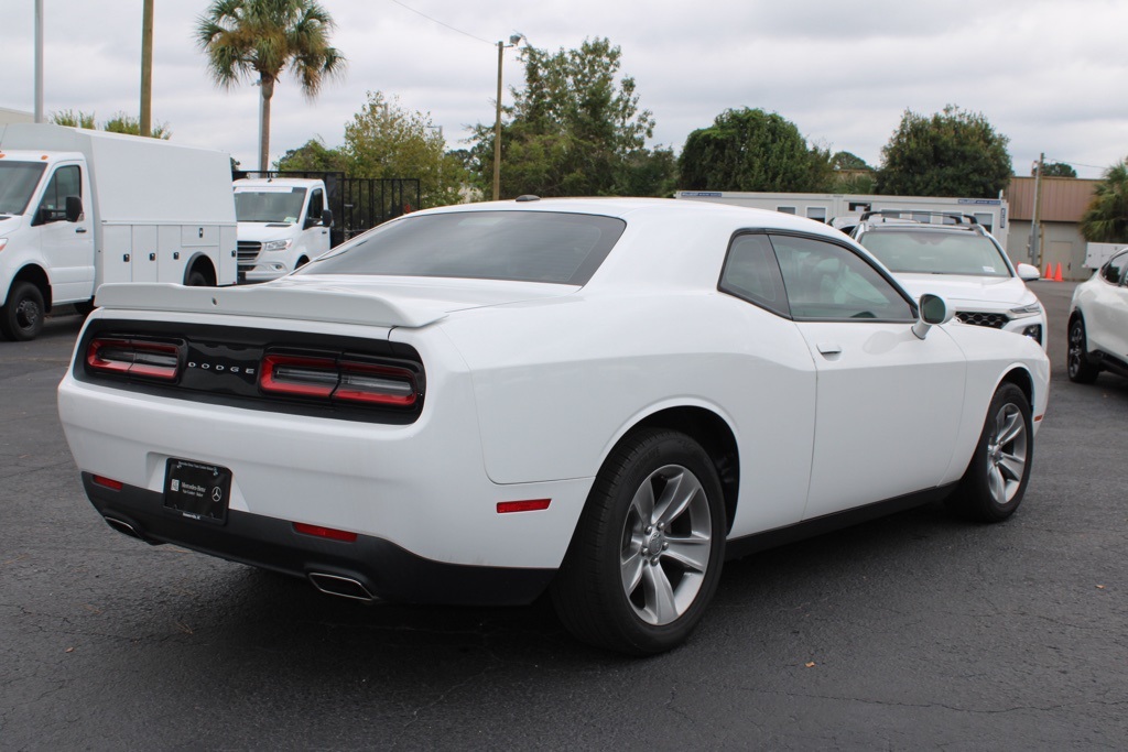 2019 Dodge Challenger SXT photo 6