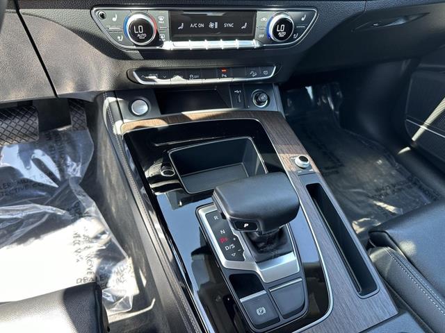 2024 Audi Q5 Premium S line Plus 45 TFSI photo 14