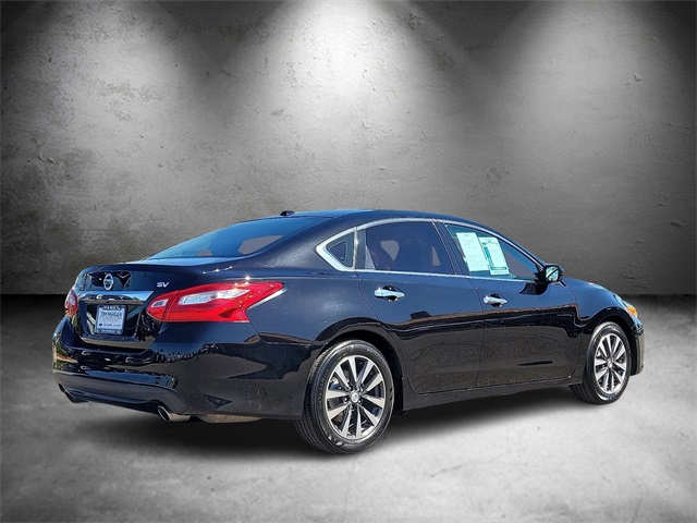2017 Nissan Altima 2.5 3.5 photo 4