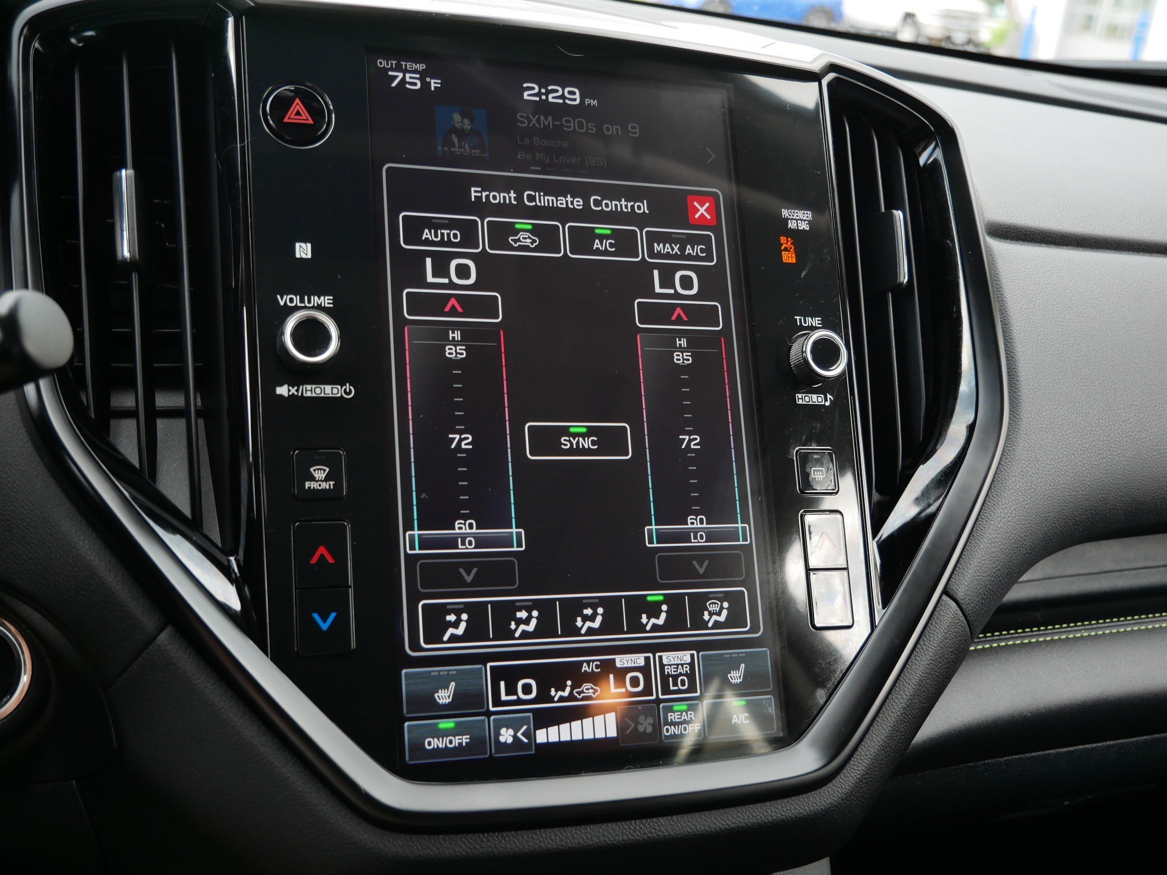 2024 Subaru Ascent Onyx Edition photo 23