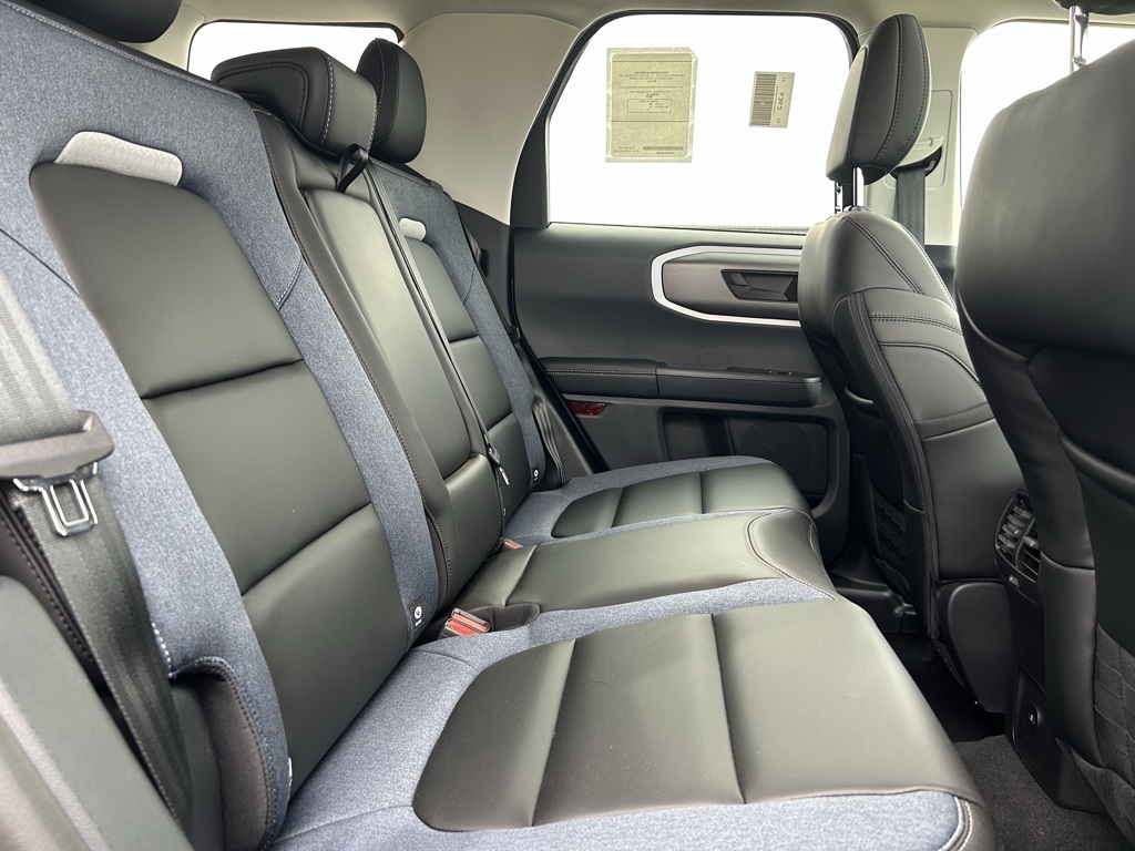 2025 Ford Bronco Sport Outer Banks photo 29