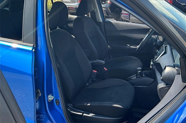 2022 Nissan Kicks S photo 26