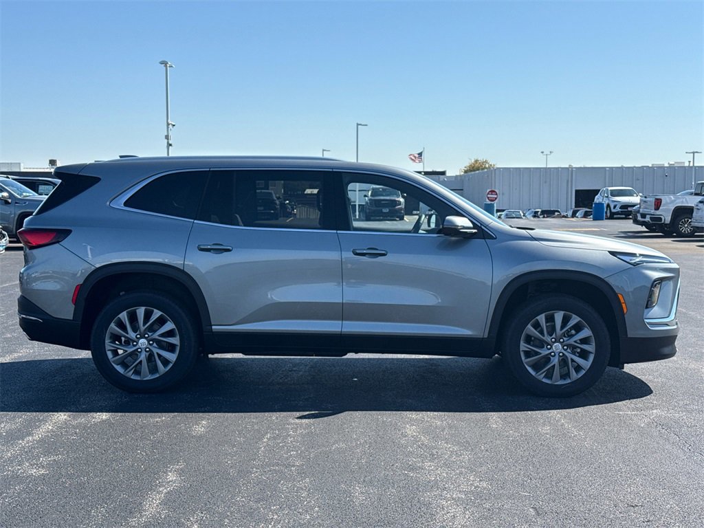 2026 Buick Enclave Preferred photo 8