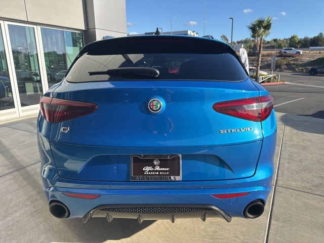 2022 Alfa Romeo Stelvio Ti Sport photo 6