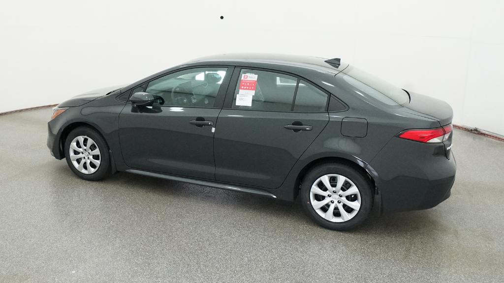 2026 Toyota Corolla LE photo 12