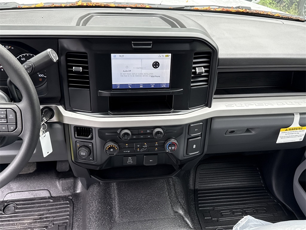 2025 Ford F-250 XL photo 12