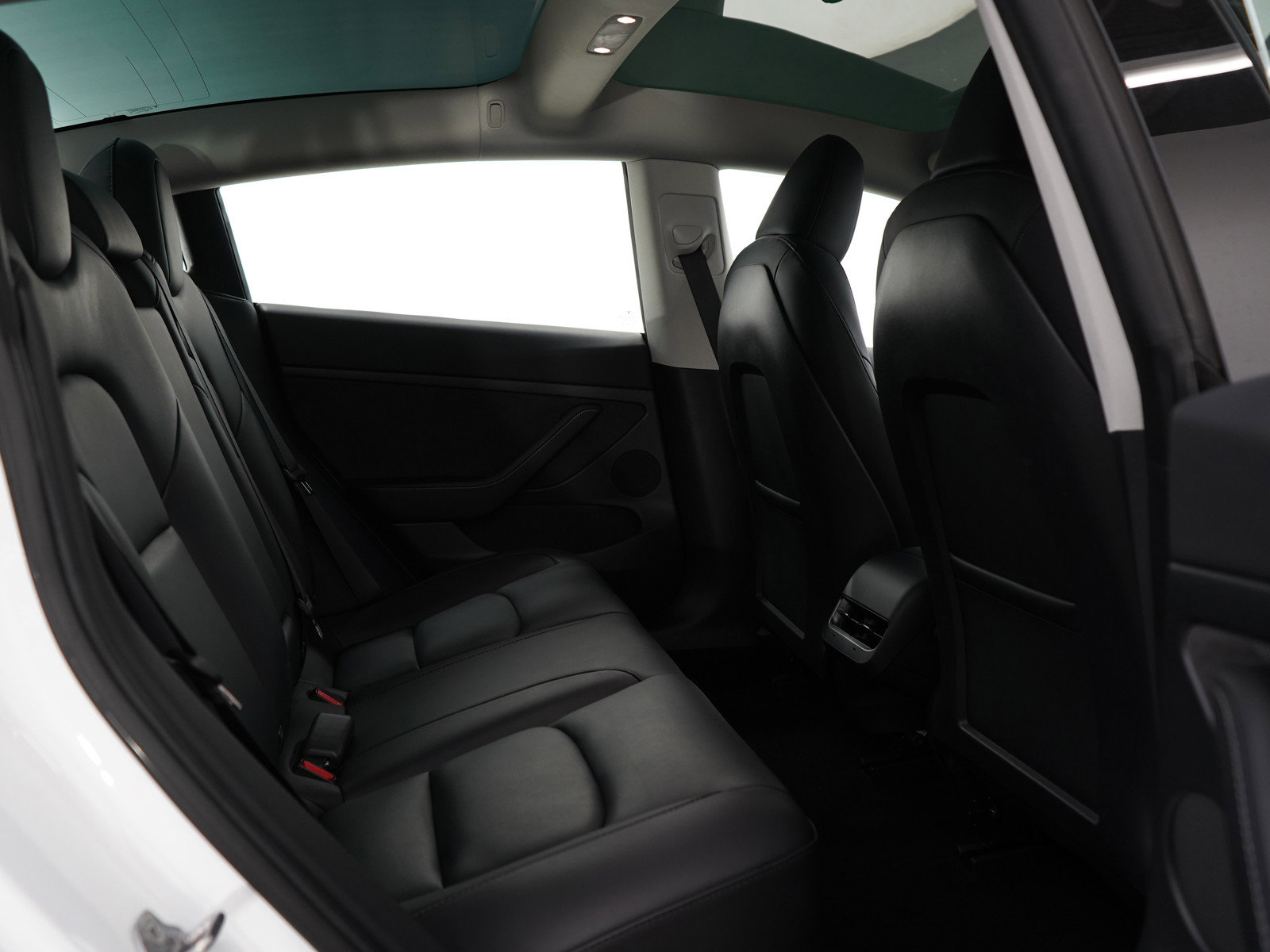 2023 Tesla Model 3 Long Range photo 11