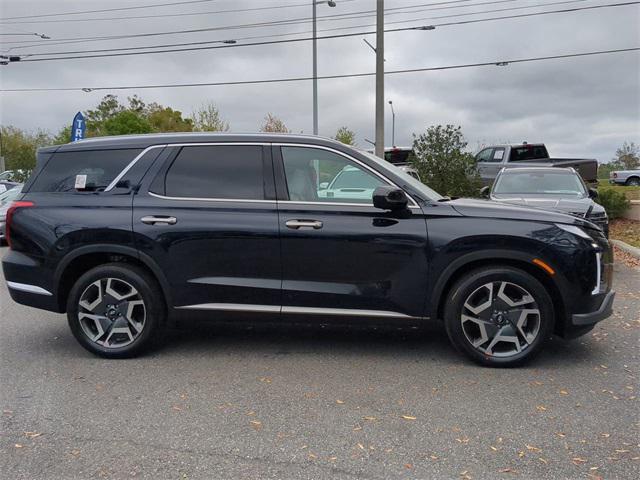 2024 Hyundai Palisade Limited photo 3