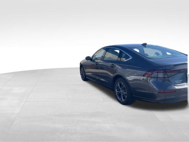 2023 Honda Accord EX photo 4