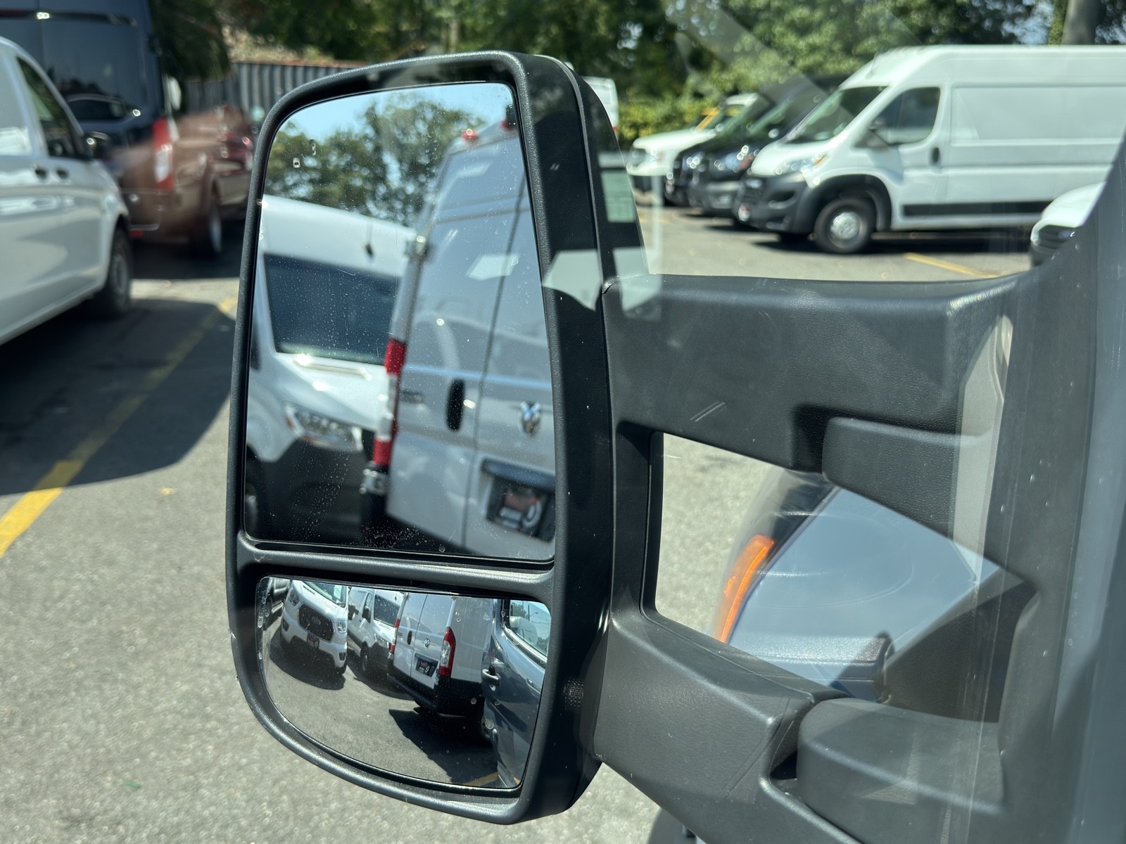 2022 Ford Transit photo 31