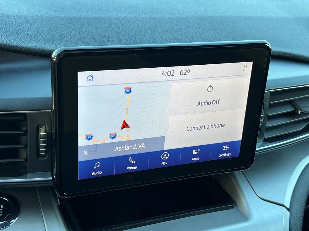 2022 Ford Explorer XLT photo 2