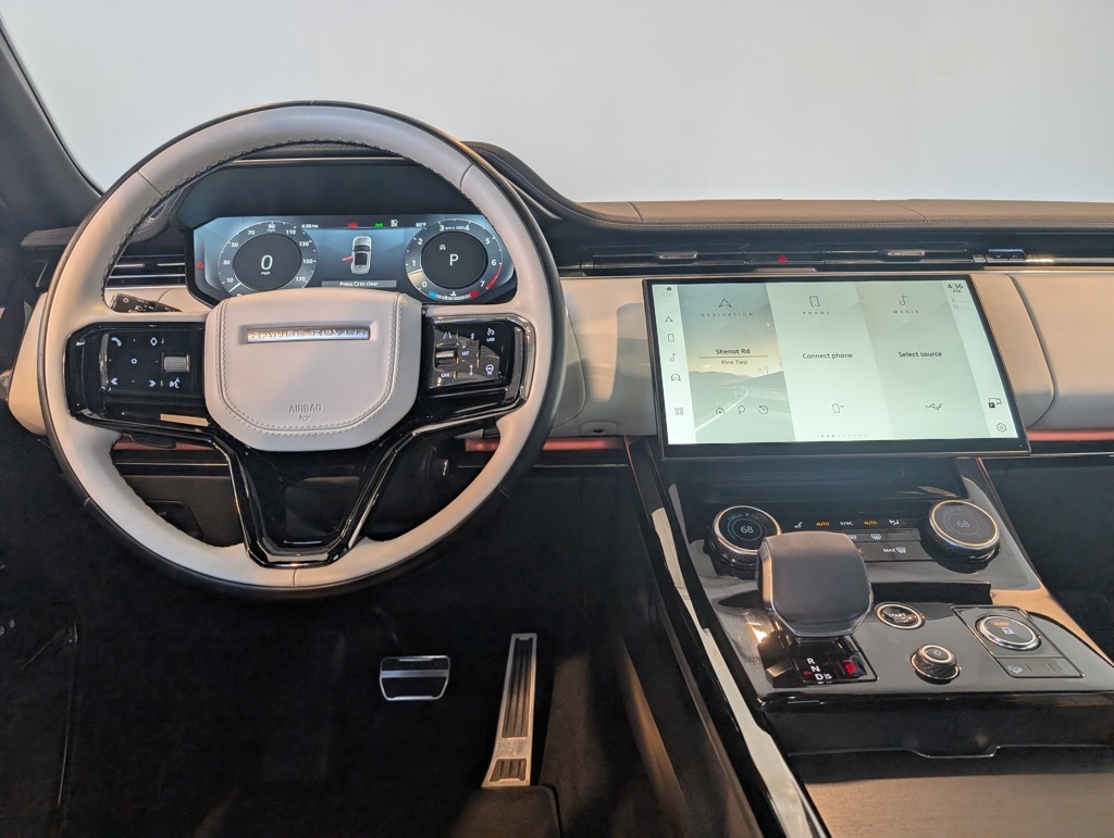 2023 Land Rover Range Rover Sport SE photo 13