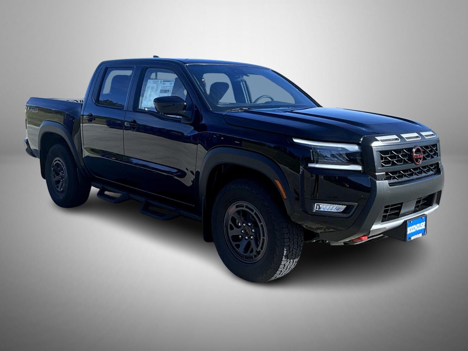 2026 Nissan Frontier PRO-4X photo 3