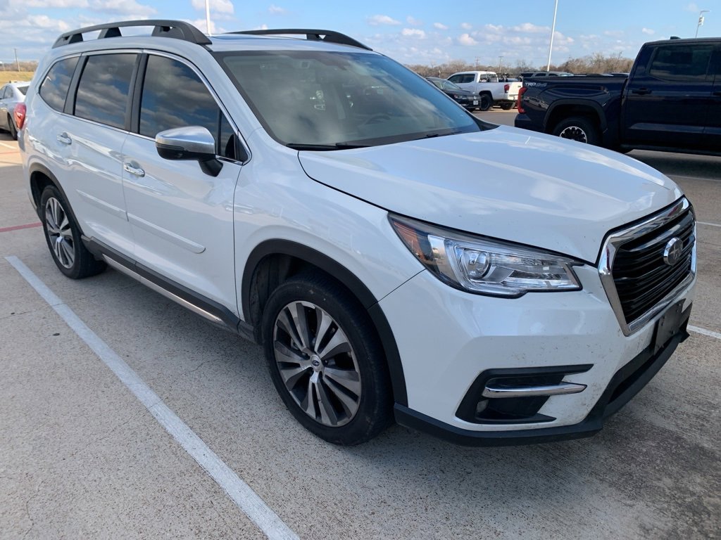 2022 Subaru Ascent Touring's photo