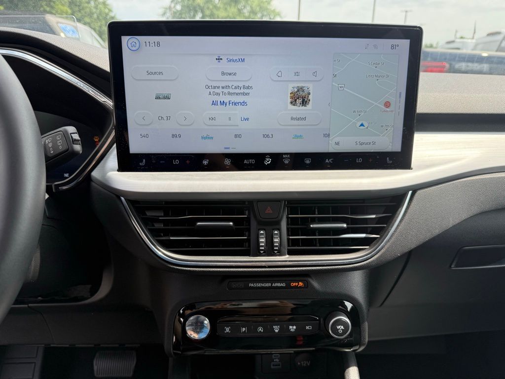 2023 Ford Escape Platinum photo 17