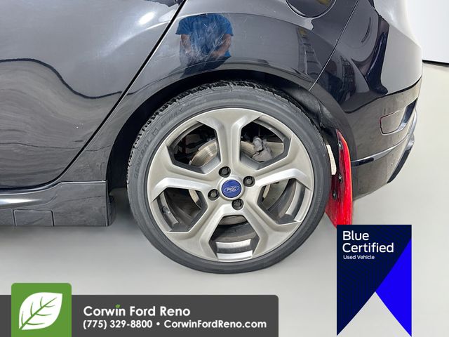 2016 Ford Fiesta ST photo 21