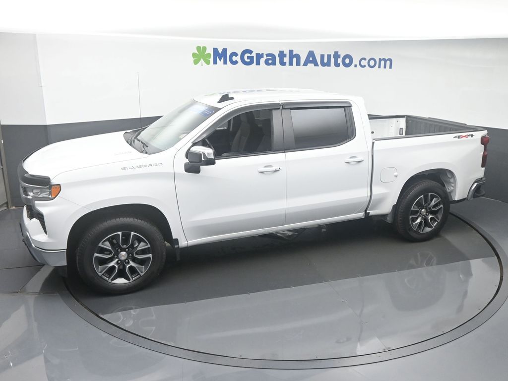 2024 Chevrolet Silverado 1500 LT photo 16