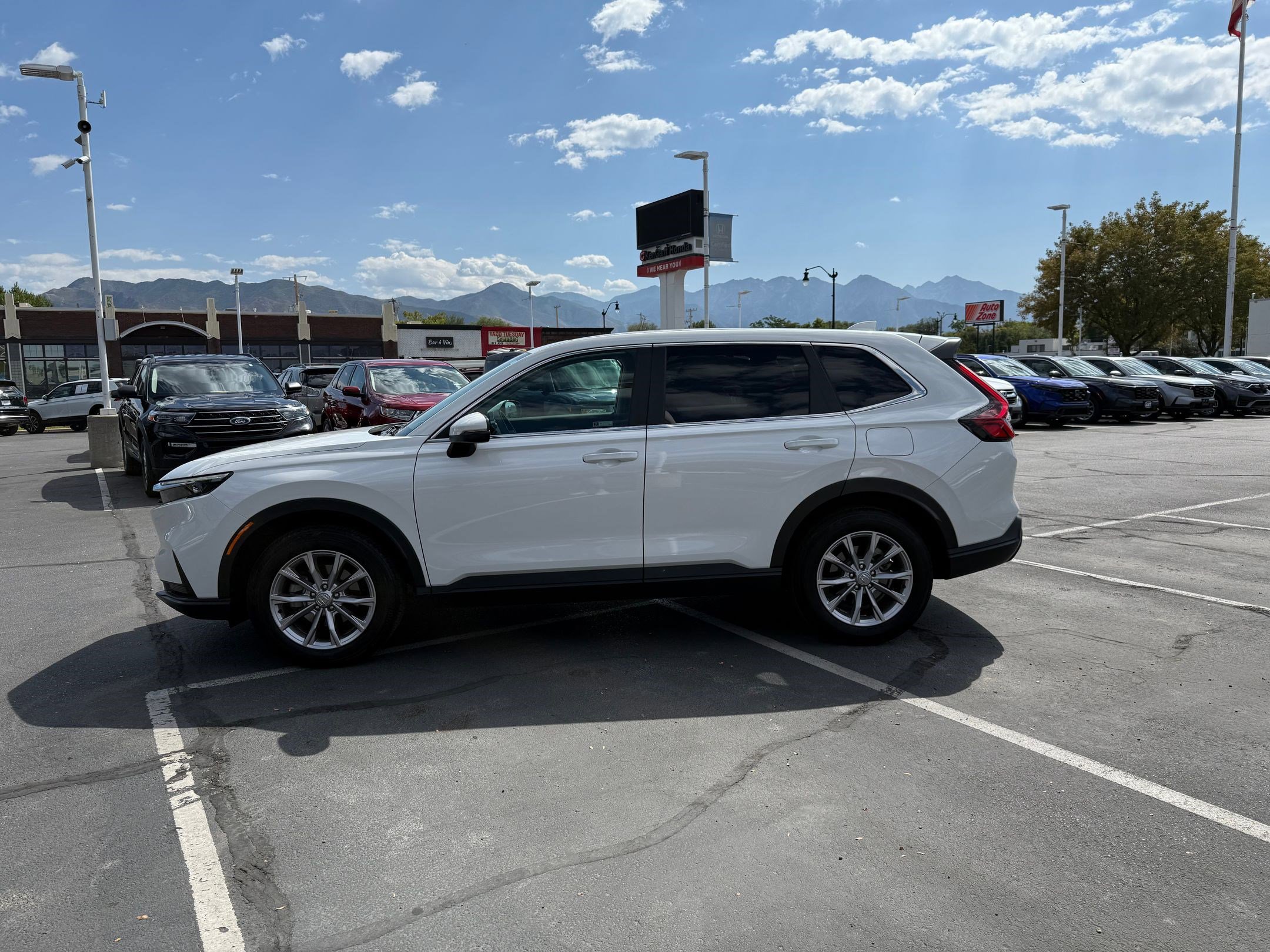 2024 Honda CR-V EX photo 6