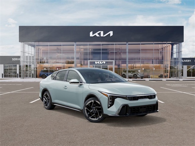 2025 Kia K4 GT-Line photo 8