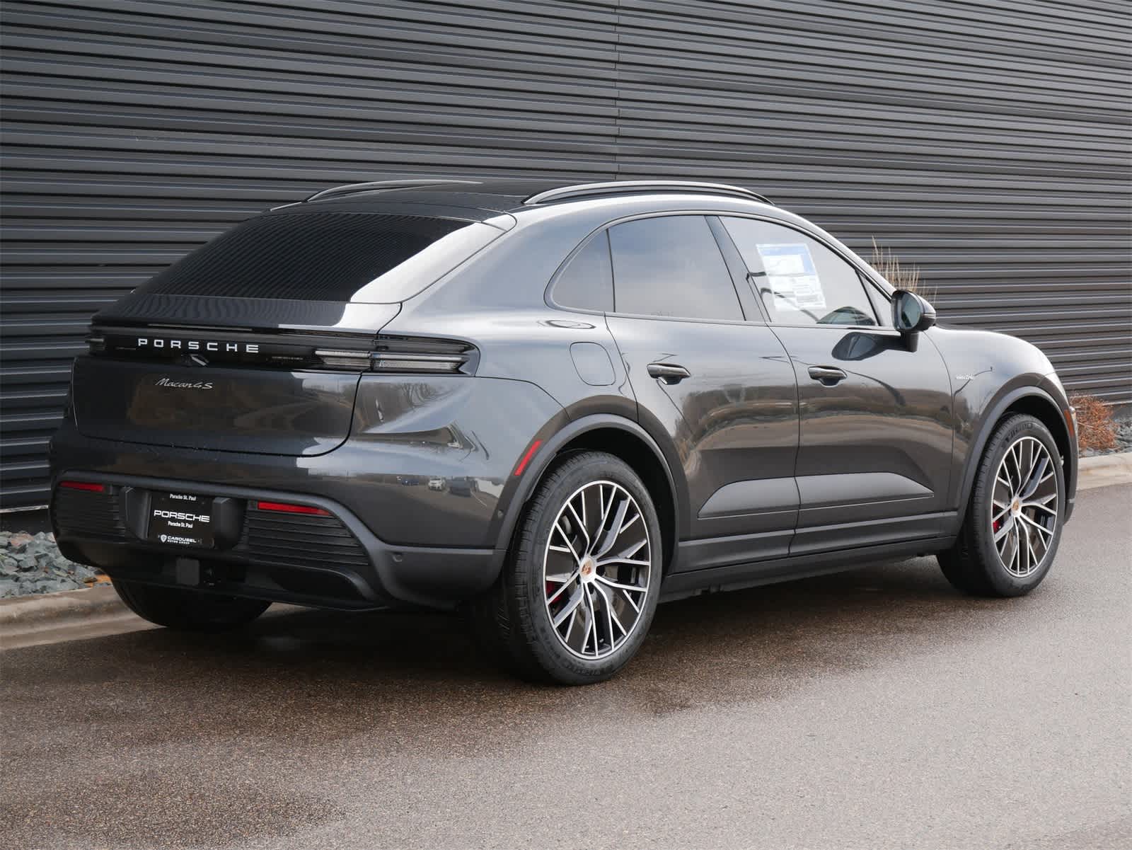 2025 Porsche Macan Electric photo 21
