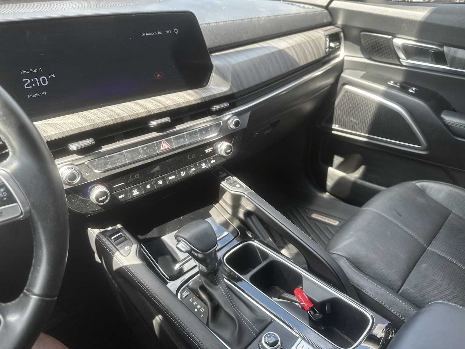 2024 Kia Telluride EX photo 12