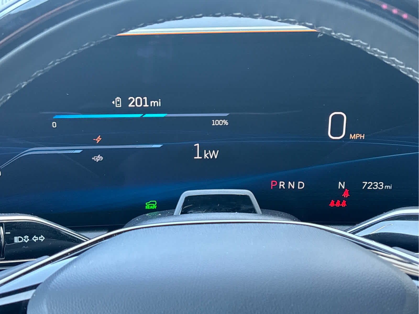 2025 Cadillac Optiq Luxury photo 17