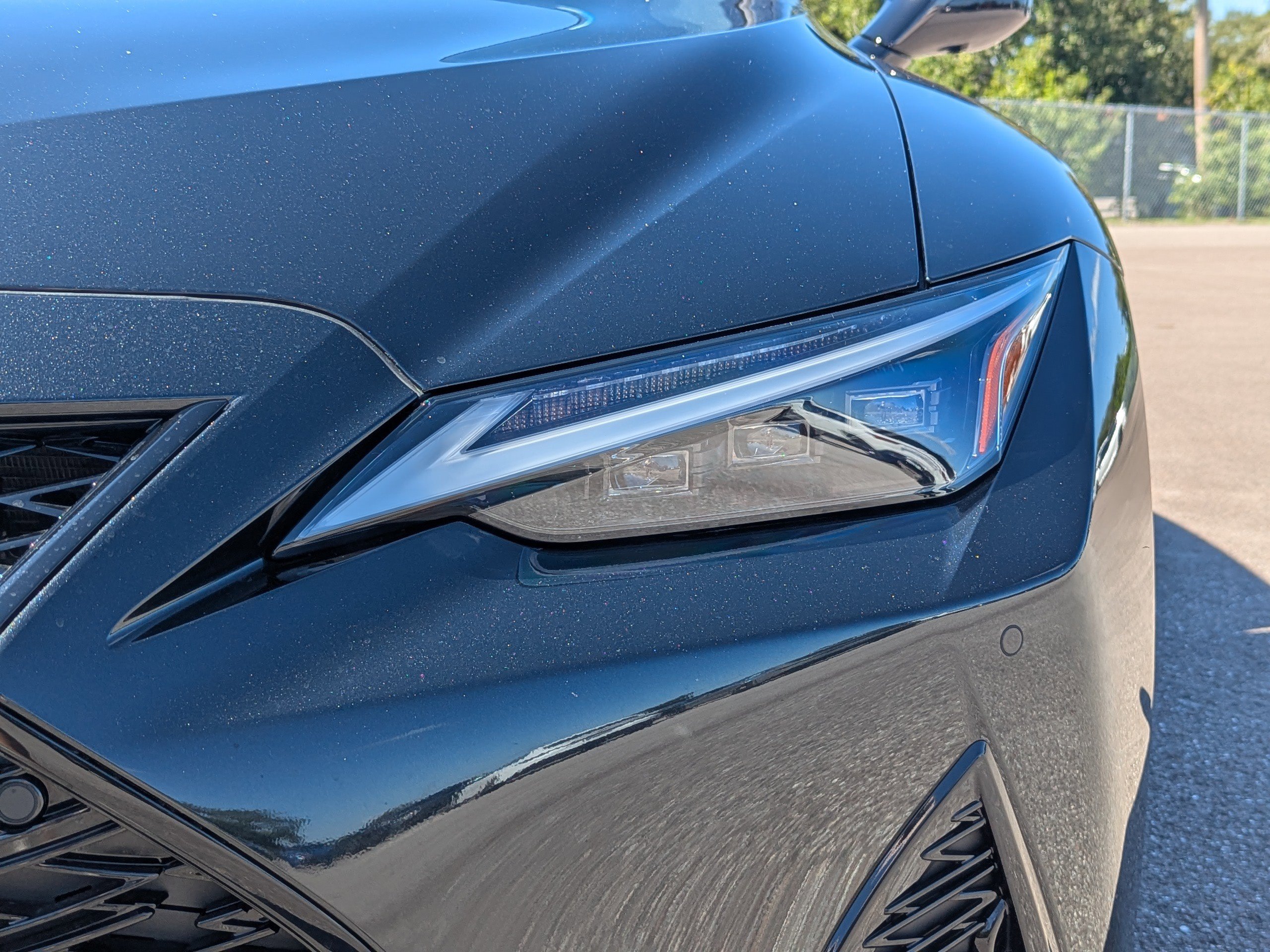 2025 Lexus IS 350 F SPORT photo 9