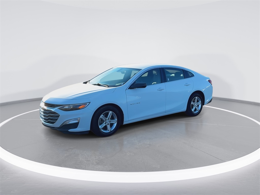 2019 Chevrolet Malibu LS photo 4