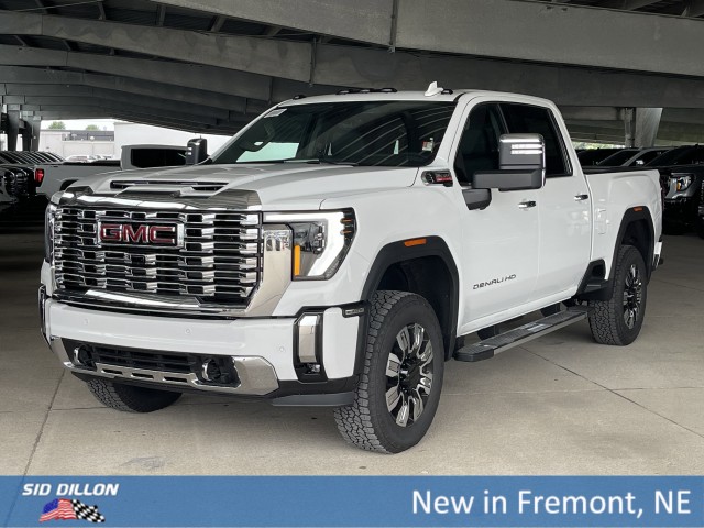 New 2025 GMC Sierra 2500 HD Denali Crew Cab in #2G25807