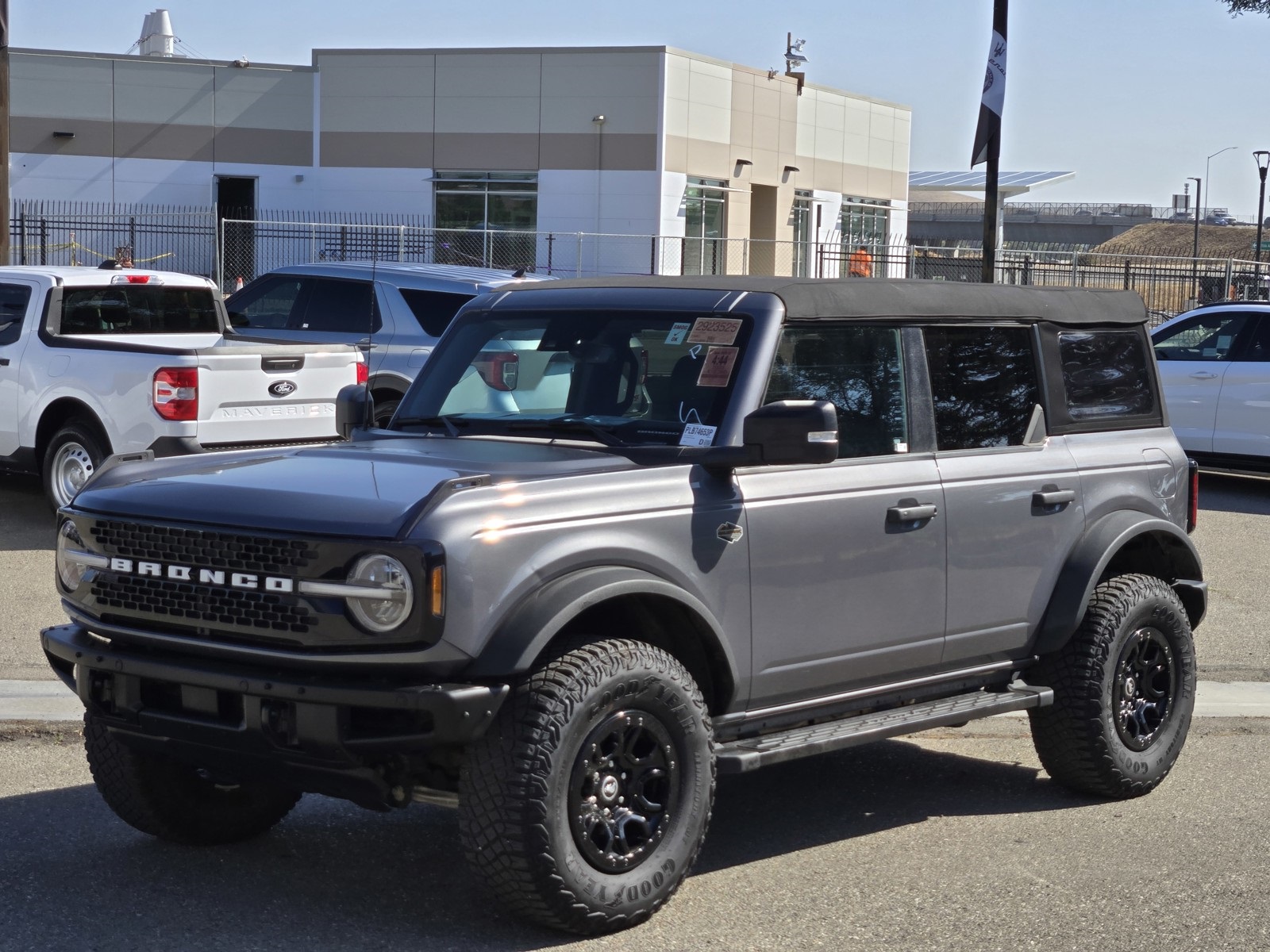 2023 Ford Bronco Wildtrak photo 6