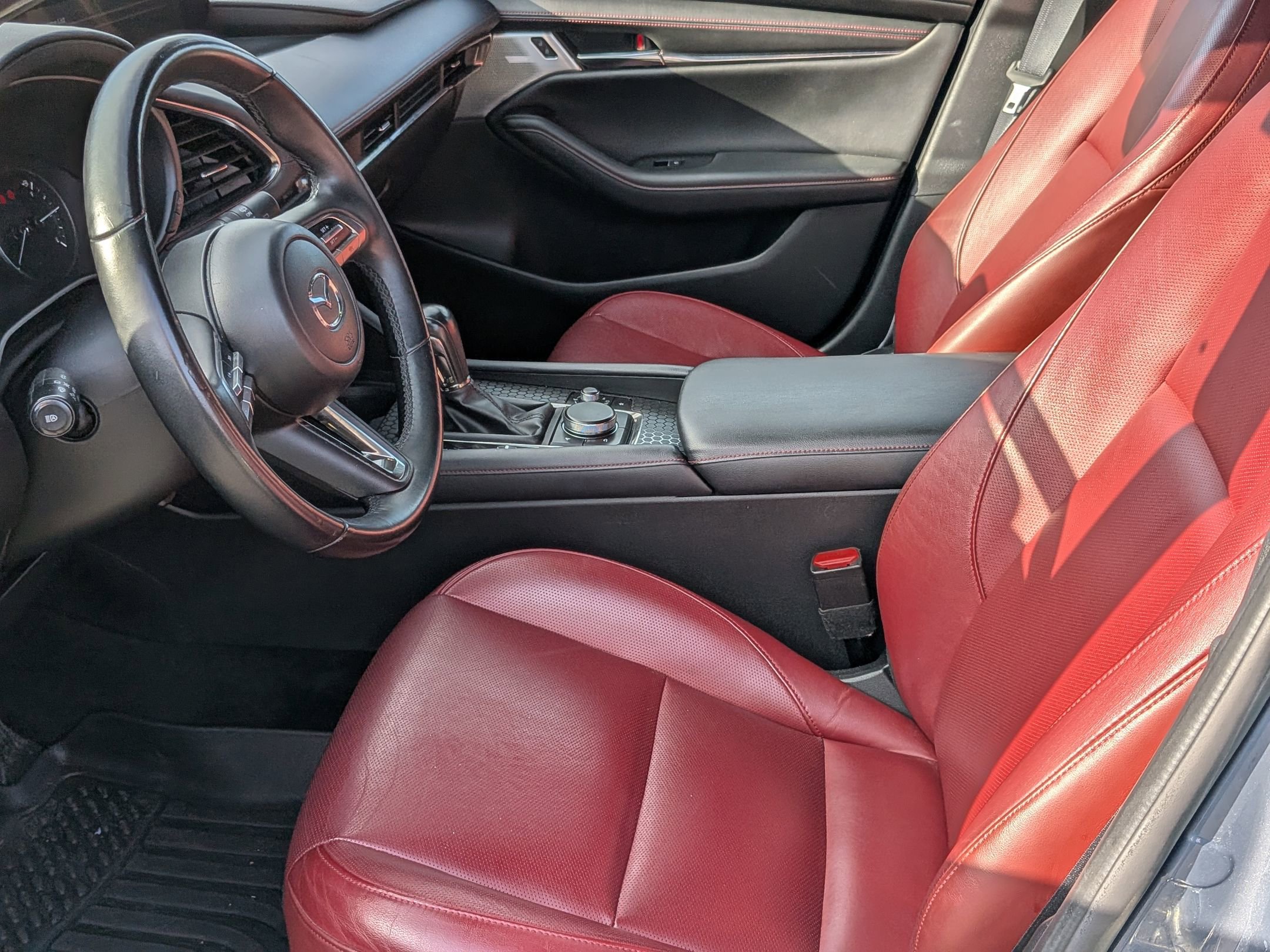 2023 Mazda Mazda3 Hatchback 2.5 s Carbon photo 13