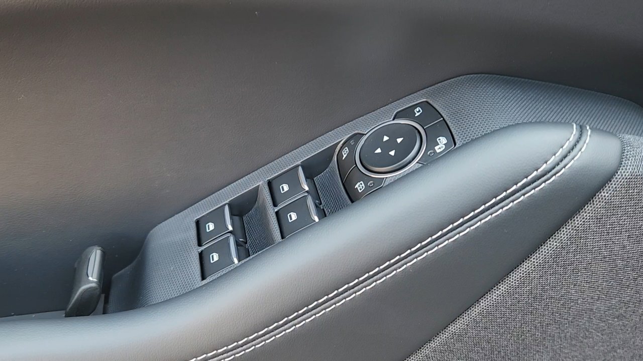 2025 Ford Mustang Mach-E Premium photo 10