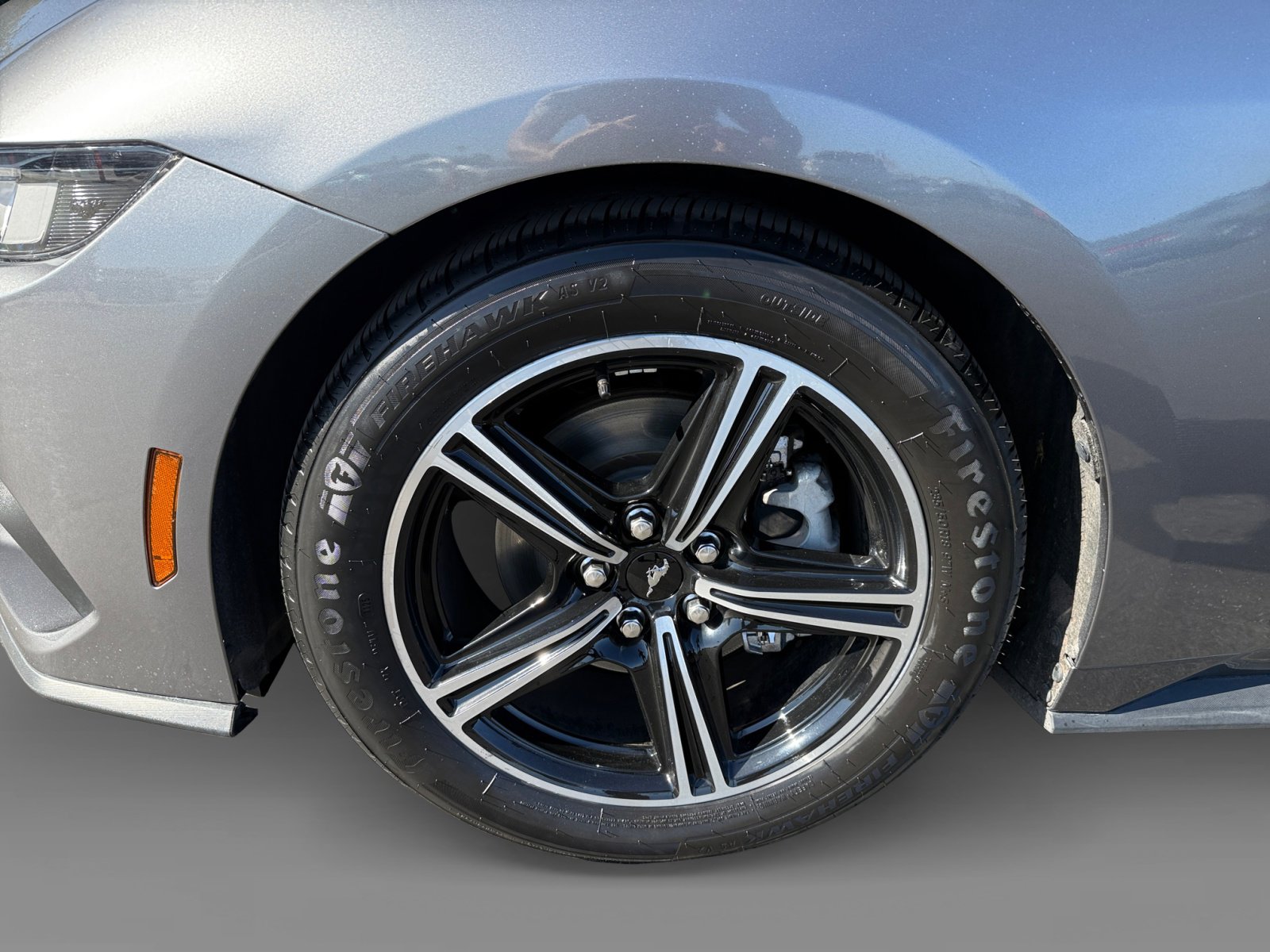 2024 Ford Mustang EcoBoost photo 9