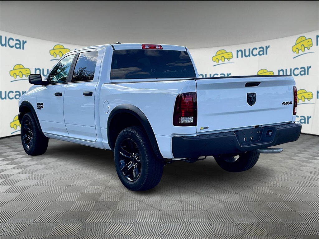 2024 Ram 1500 Classic Warlock photo 4