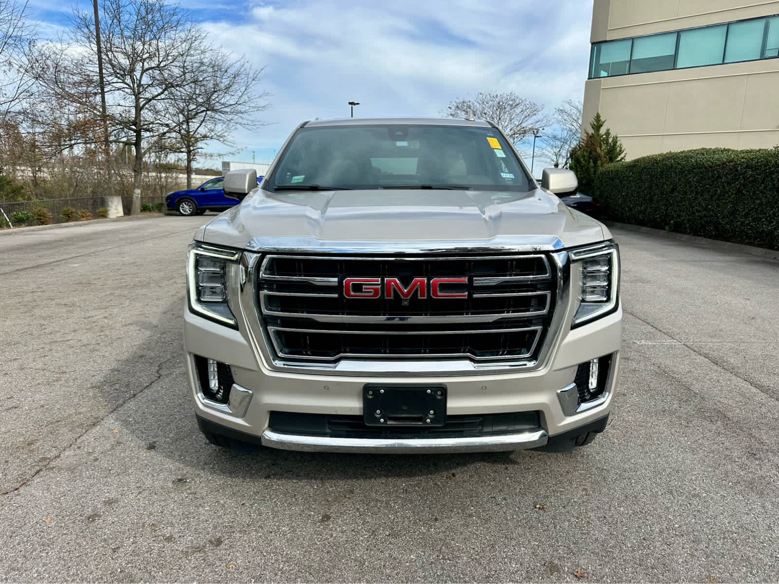 2022 Gmc Yukon XL SLT photo 2