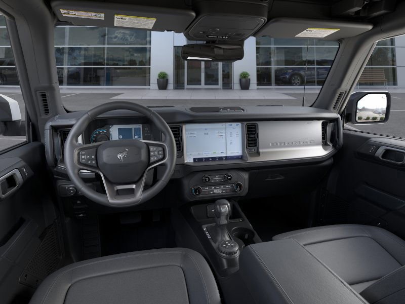 2025 Ford Bronco Outer Banks photo 9