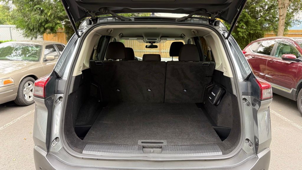 2023 Nissan Rogue S photo 27
