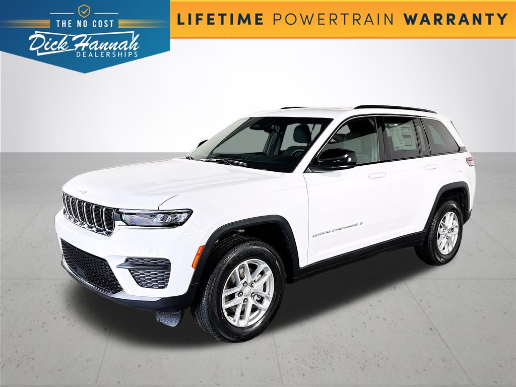 2025 Jeep Grand Cherokee Laredo