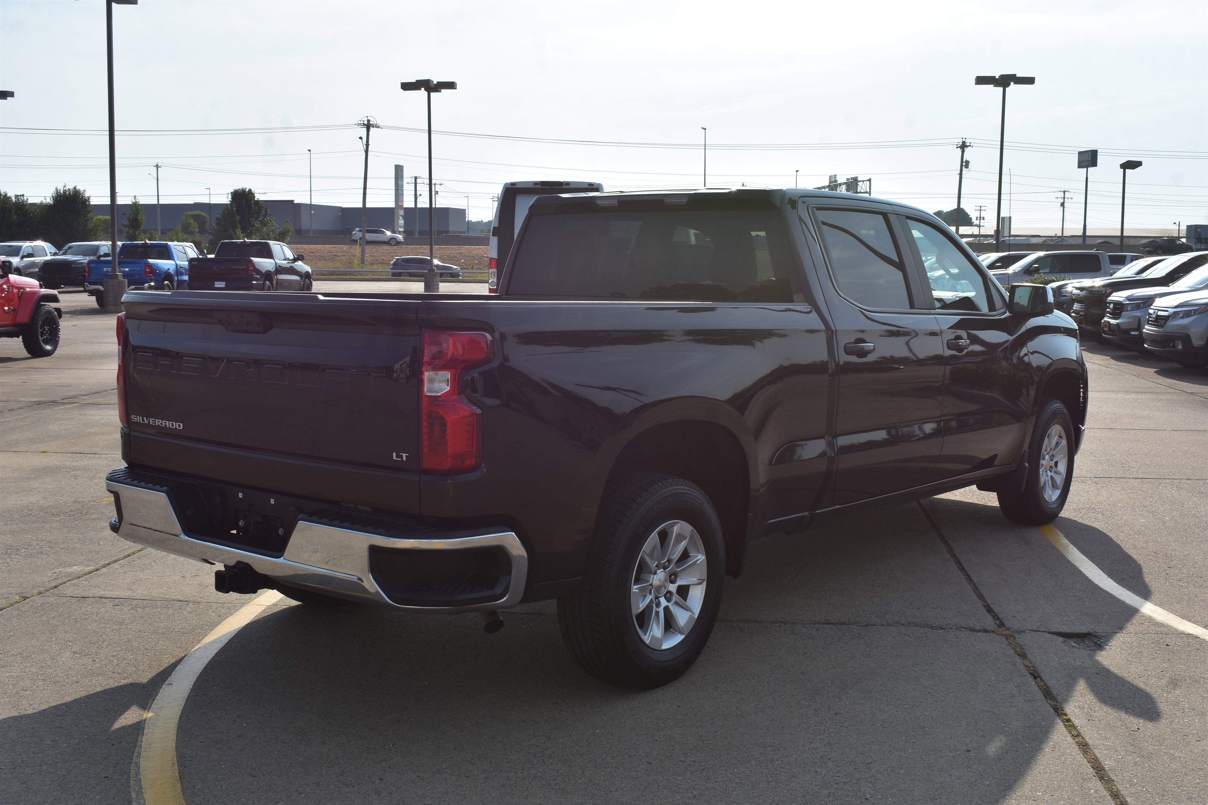 2024 Chevrolet Silverado 1500 LT photo 2