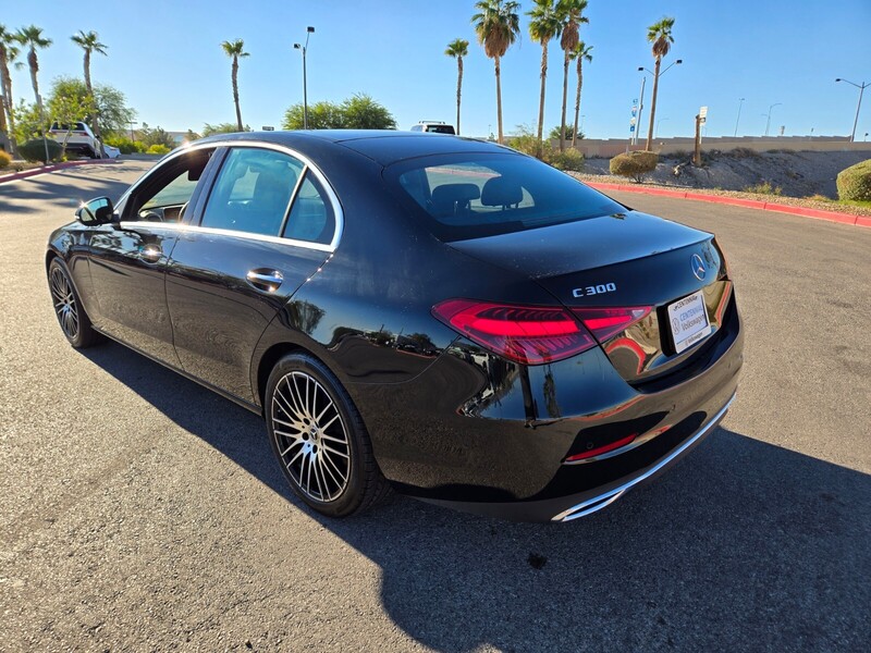 2025 Mercedes Benz C 300 photo 4