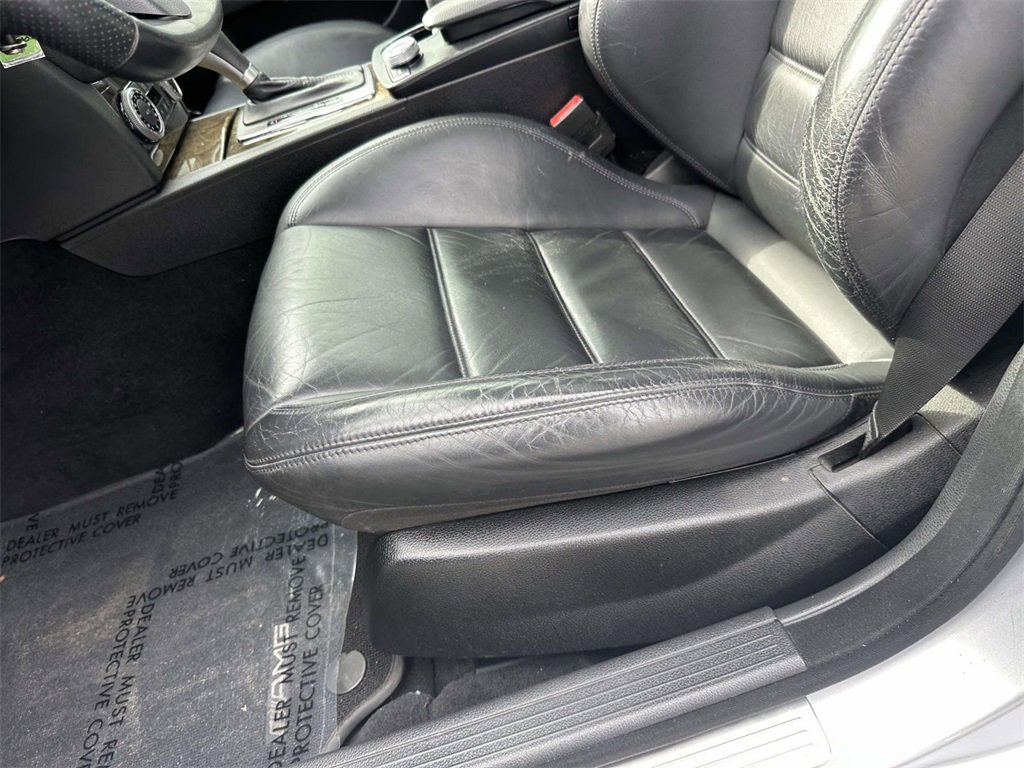 2010 Mercedes Benz C 63 AMG Sedan photo 3
