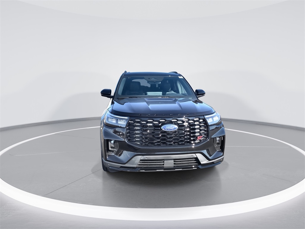 2026 Ford Explorer ST photo 3