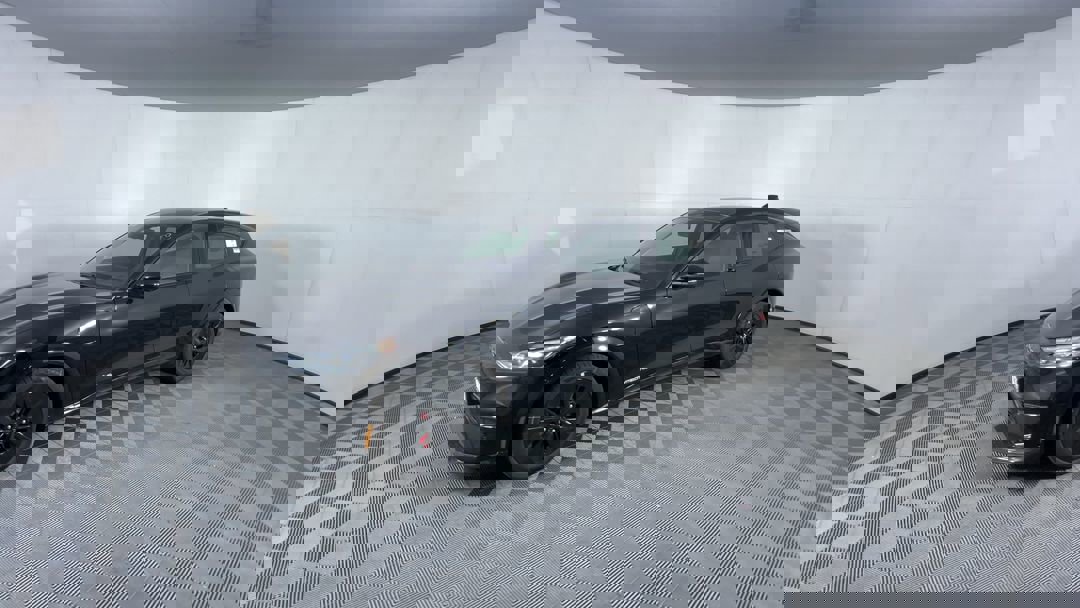 2025 Ford Mustang Mach-E GT photo 3