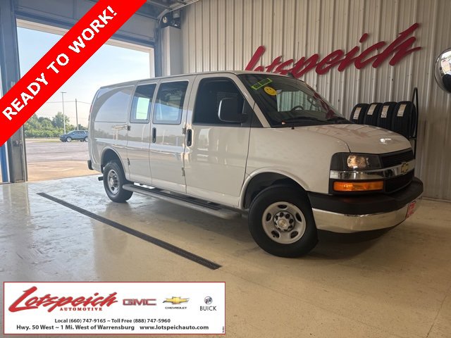 2023 Chevrolet Express Cargo Work Van's photo